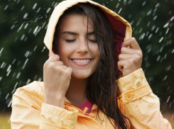 Ливневые дожди с сильным ветром и похолоданием обрушатся на жителей Ростова