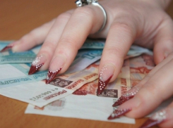 Миллион рублей заплатили ростовчанки за эликсир молодости мошеннице из салона красоты