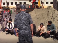 В Ростове силовики выдали 12 запретов мигрантам на въезд в Россию