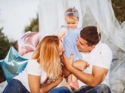 Юрий Слюсарь продлил программу повышения рождаемости в Ростовской области до 2027 года