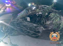 В Ростовской области в ДТП с перевёртышем погиб водитель BMW