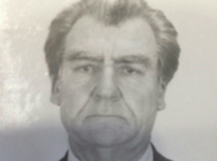 Бородатый седой мужчина с металлическими зубами исчез в Ростовской области