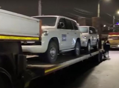 Машины ОБСЕ вывезли из Ростова в ЛНР в качестве вещдоков