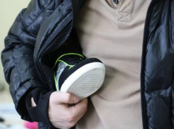 Женскую, спортивную одежду и алкоголь вынесли из магазинов Волгодонска