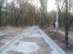 Сквер Оганова реконструируют до конца года 