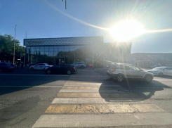 В Ростове водитель ВАЗ сбил годовалого малыша на переходе