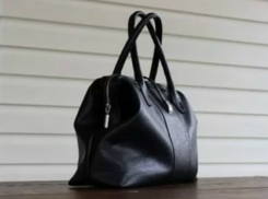 Загадочная черная сумка стала причиной эвакуации посетителей и сотрудников банка под Ростовом