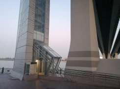 Ростовские власти рассказали, когда заработают лифты на Ворошиловском мосту