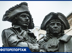 Каменные лица: рассматриваем памятники Ростова вблизи
