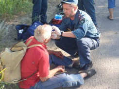 В Ростовской области пожарные ехали тушить лес, а спасли пострадавшего в ДТП