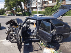 Два человека пострадали в ДТП на Профсоюзной в Ростове