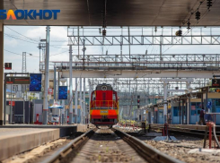 В Ростовской области вновь задерживаются поезда из-за ночной атаки БПЛА