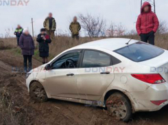 Убегавших от своей жертвы преступников «поглотила» грязевая лужа под Ростовом