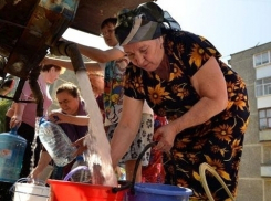 «Водоканал» будет снабжать ростовчан водой, пока не закончит ремонт водовода