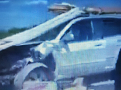 Зазевавшийся за рулем водитель Hover въехал «в зад» дорожникам под Ростовом и попал на видео