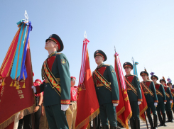 В музейный комплекс «Самбекские высоты» передали боевые знамена Великой Отечественной войны