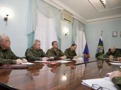 Двух командиров подразделений ВСУ и Нацгвардии Украины доставили в Ростовскую область