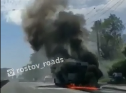 В Ростове во время рейса загорелся автобус с пассажирами