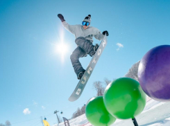 Горнолыжные курорты России этой зимой посетило более 2,6 млн человек