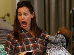 Мать четверых детей в Ростовской области лишили детского пособия из-за кредитов  