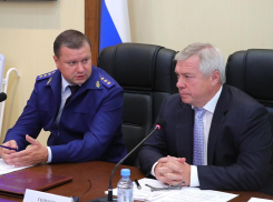 Прокуратура потребовала передать земли под аксайскими рынками муниципалитетам
