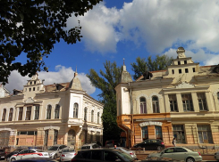 Власти Ростова собираются реконструировать «дома-близнецы» на Соколова