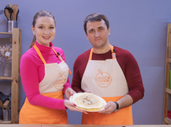 Готовим с депутатом: рецепт аппетитных блинов от Евгения Федяева