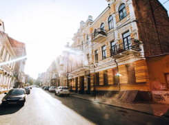 Жару и ветер обещают синоптики жителям Ростова 1 августа