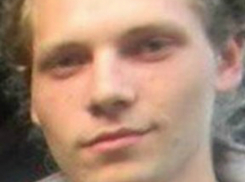 Молодой голубоглазый блондин с татуировкой самурая пропал в Ростовской области