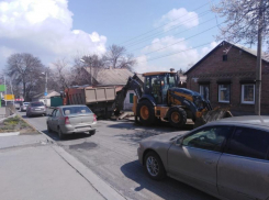 В Ростове приступили к ремонту сразу нескольких дорог