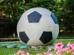 Футбольная символика появится по всему культурному центру Ростова