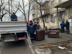 Власти Ростова расселили 19 квартир в аварийном доме в Кривошлыковском