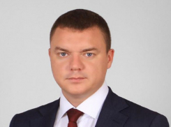 Замглавы Таганрога Егора Долматова привлекли за ненадлежащее хранение травматического оружия