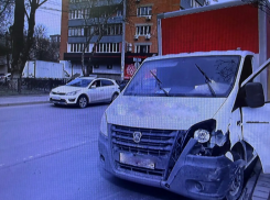 В Ростове угонщик разбил в ДТП «Газель», угнанную в Аксайском районе