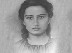 На казнь ее несли на руках: фашисты перебили ноги и выкололи глаза ростовской партизанке Майе Пегливановой