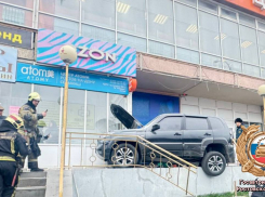 Водитель влетевший в ТЦ на Сельмаше был пьян