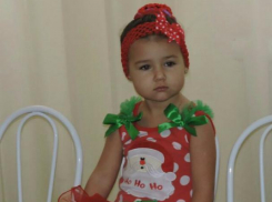 Яркая бусинка Полина в конкурсе «Звездочки Нового года-2017»