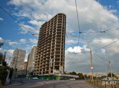 В Ростове недострой на Гвардейском продают за 800 млн рублей