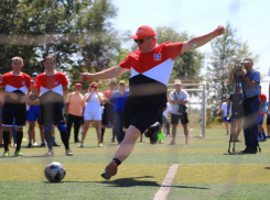 Губернатор-"забивака»: Василий Голубев эффектно выступил на спартакиаде