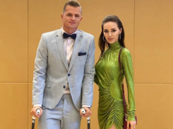 Модель Анастасия Костенко отсудила алименты у Дмитрия Тарасова