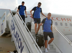 Проигравшая в Волгограде из-за жары сборная Исландии приземлилась в знойном Ростове