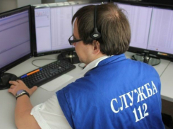 Телефон «горячей линии» для улучшения работы операторов включился в службе-112