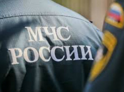 Штормовое и экстренное предупреждение объявили специалисты МЧС в Ростове
