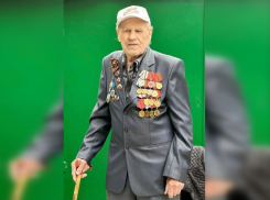 В Ростове ветеран Великой Отечественной войны отметил 100-летний юбилей в День Победы