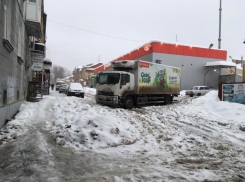 В Ростове-на-Дону сняли запрет на въезд грузовиков в город