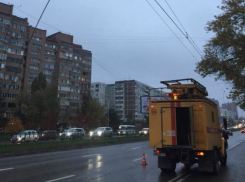 Движение троллейбуса №6 блокировано из-за обрыва проводов в СЖМ Ростова