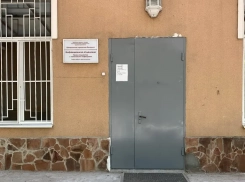 Школьница заразилась ВИЧ и гепатитом С после лечения в горбольнице Азова