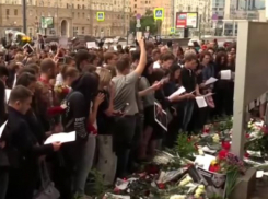 Поклонники Linkin Park из Ростова попали в трогательное всемирное видео-прощание с солистом группы