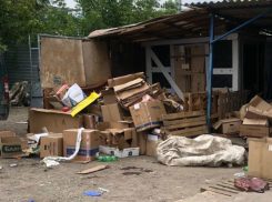 Мужчине оторвало ногу спрятанной в коробке гранатой на продуктовой базе Ростова