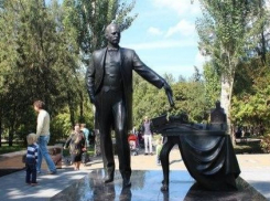 Кто управлял Ростовом: как молодой глава мусор убрал и водопровод провел